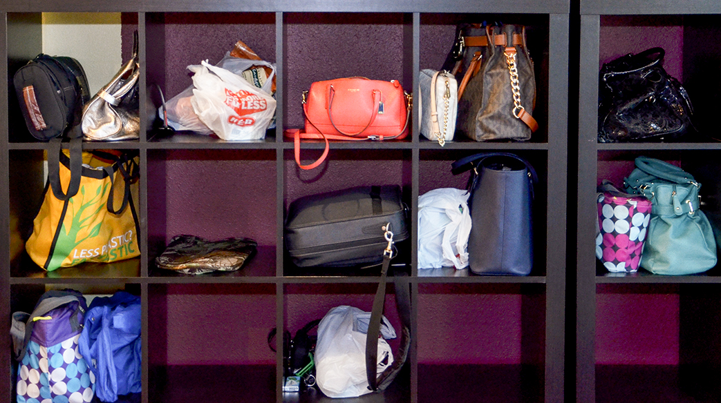 purse cubbies