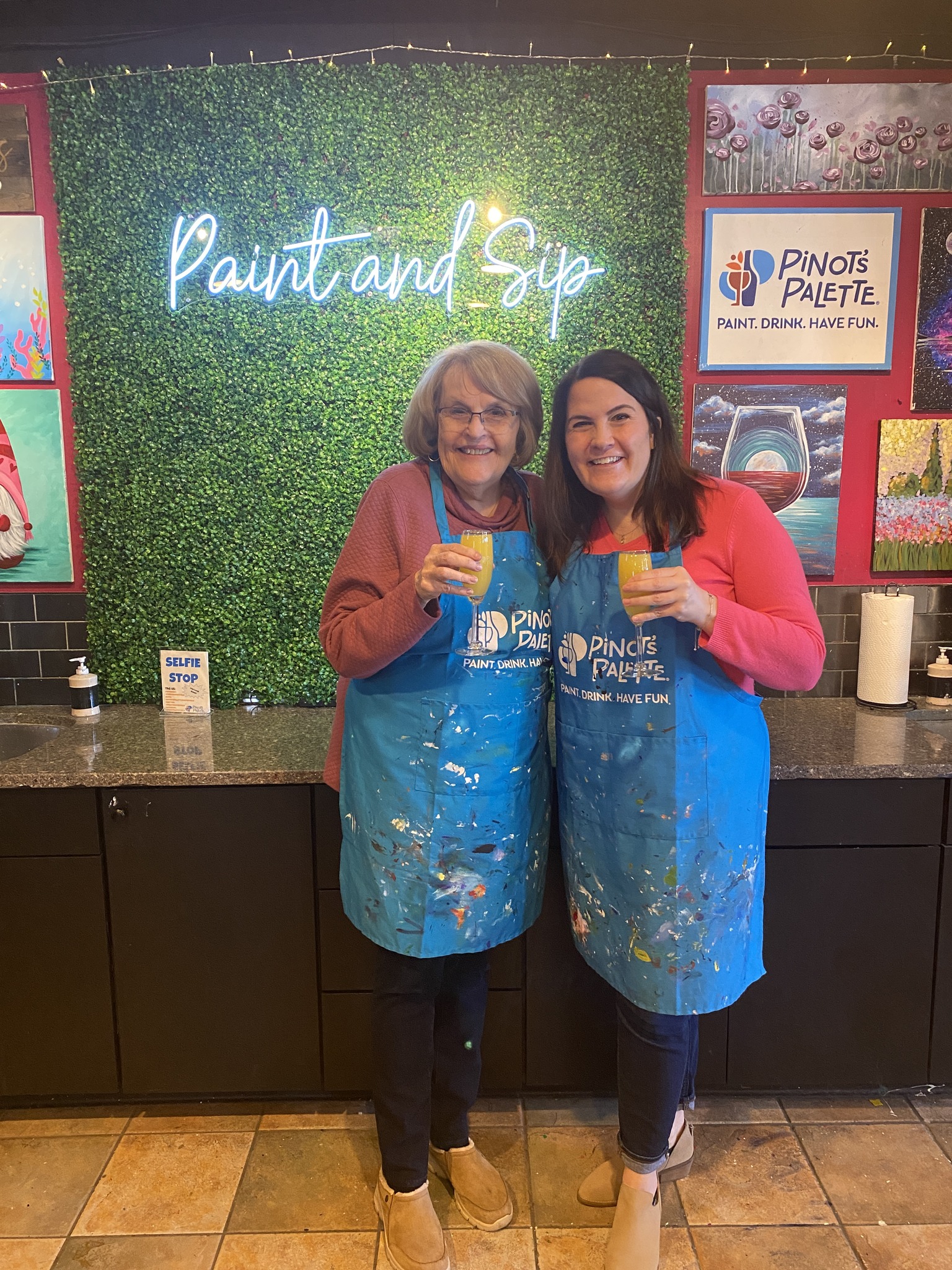 What Is A Paint & Sip Class All About?