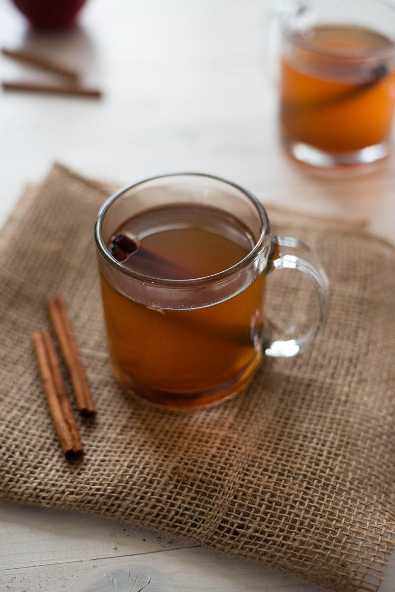 Delicious and Easy Apple Cider 